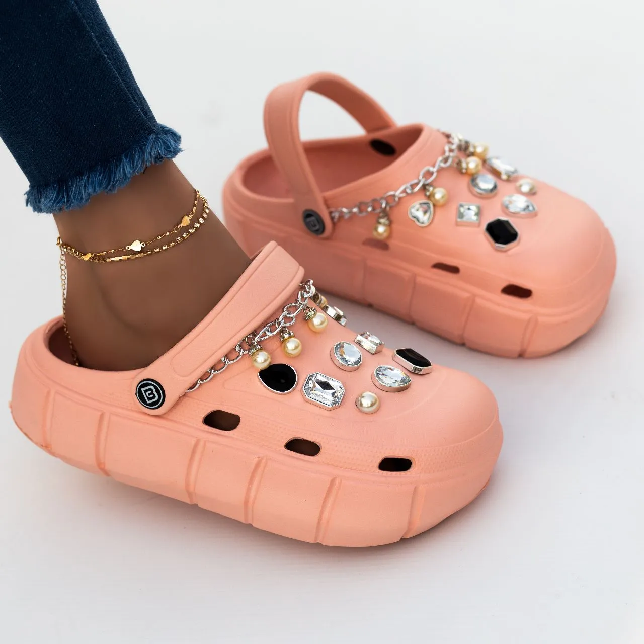 Crystal clogs