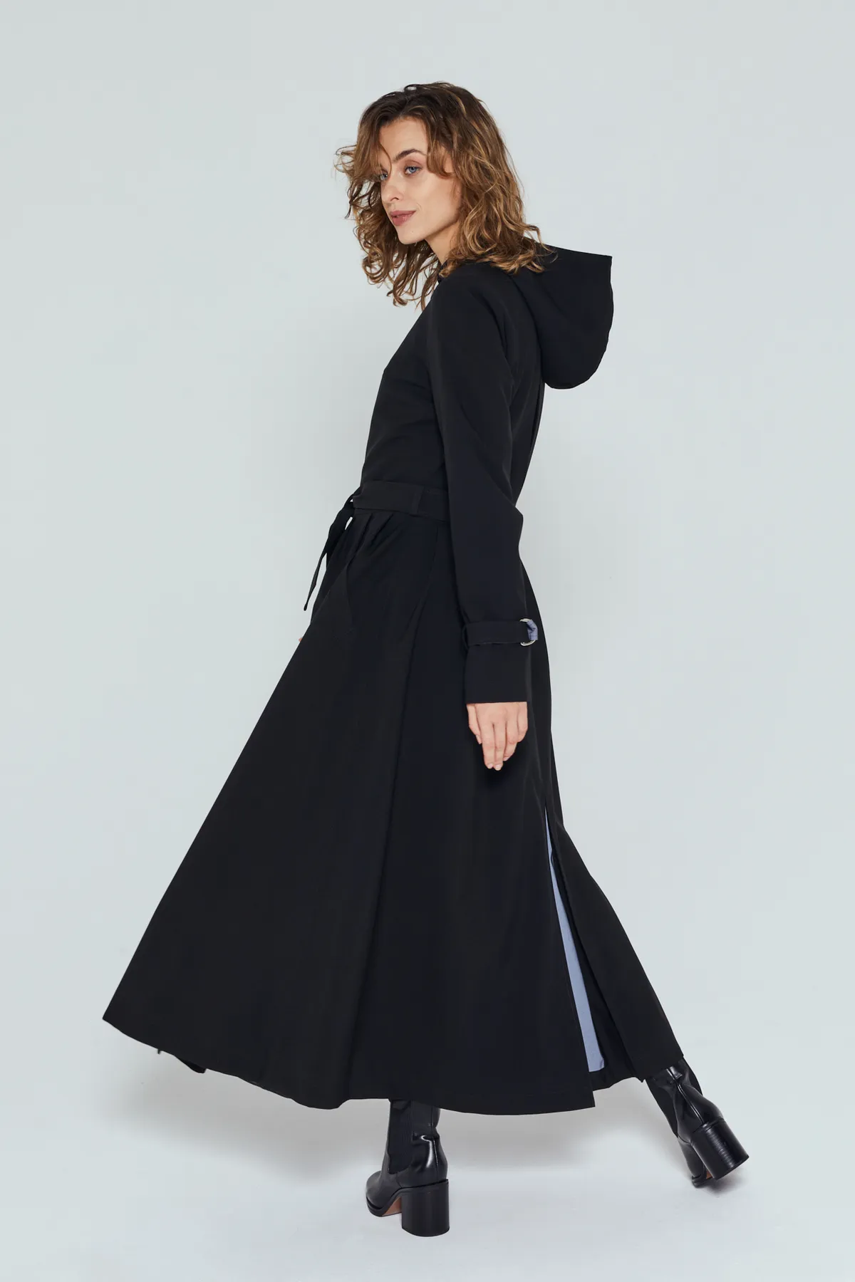 ducktail LONG RAINCOAT - black