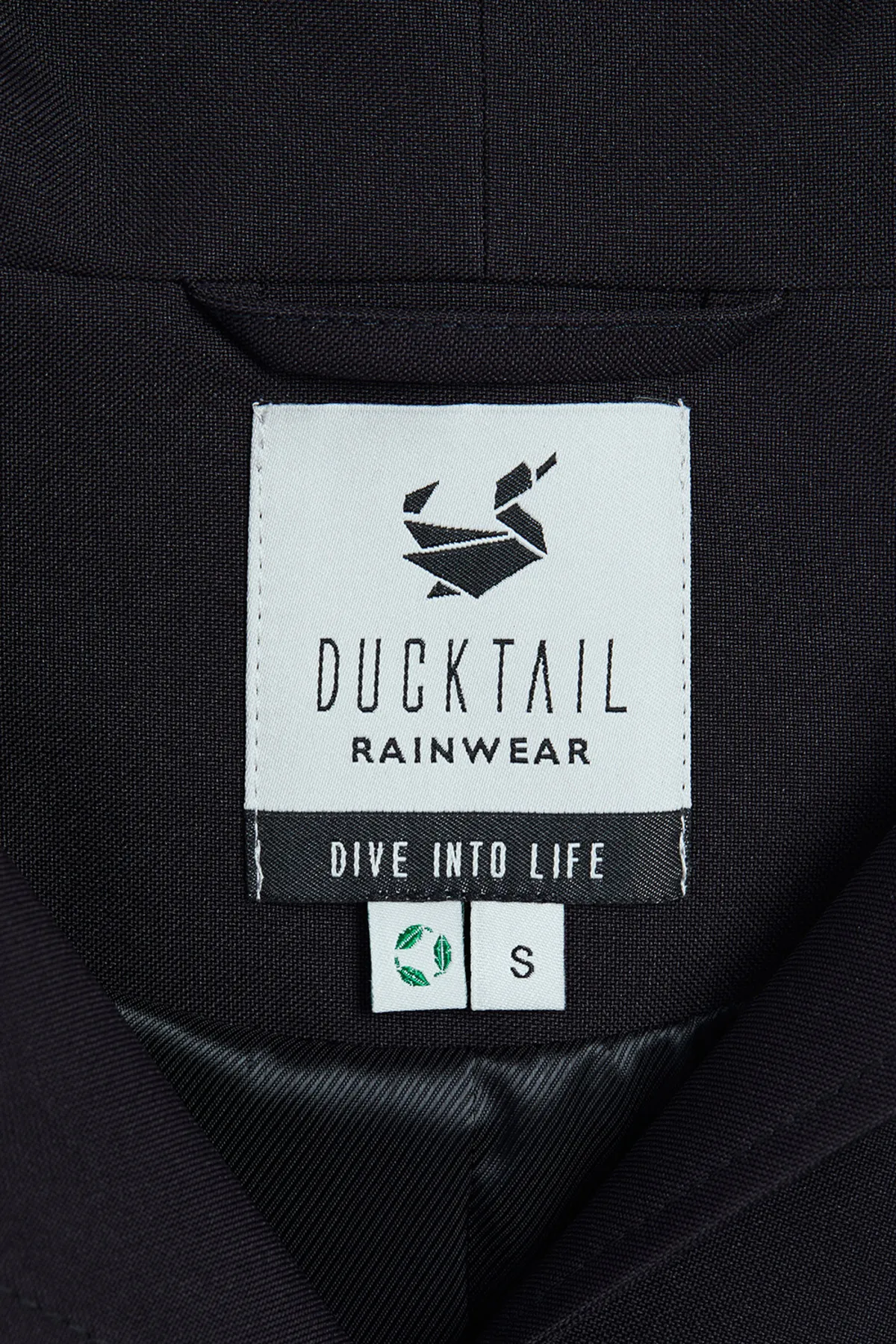 ducktail LONG RAINCOAT - black