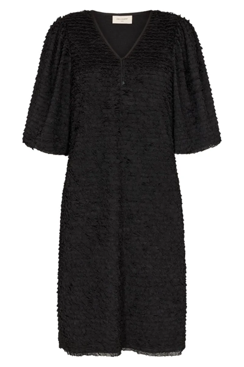 Lazy Dress | Black | Kjole fra Freequent