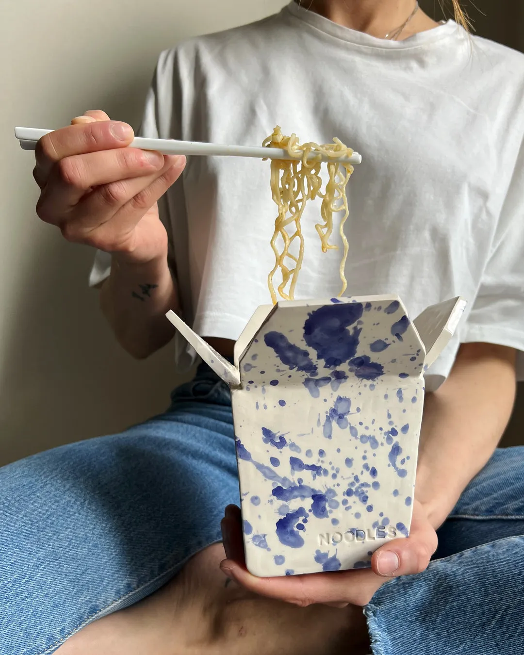 Oui ceramic Noodles box