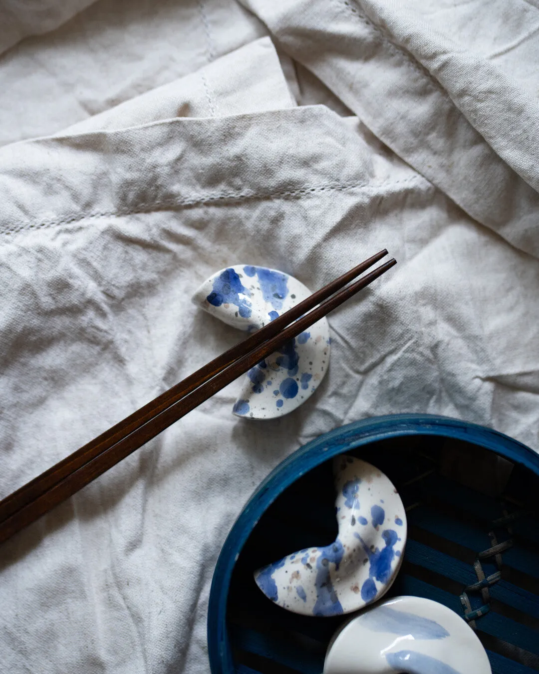 Oui Fortune Cookie chopstick holder