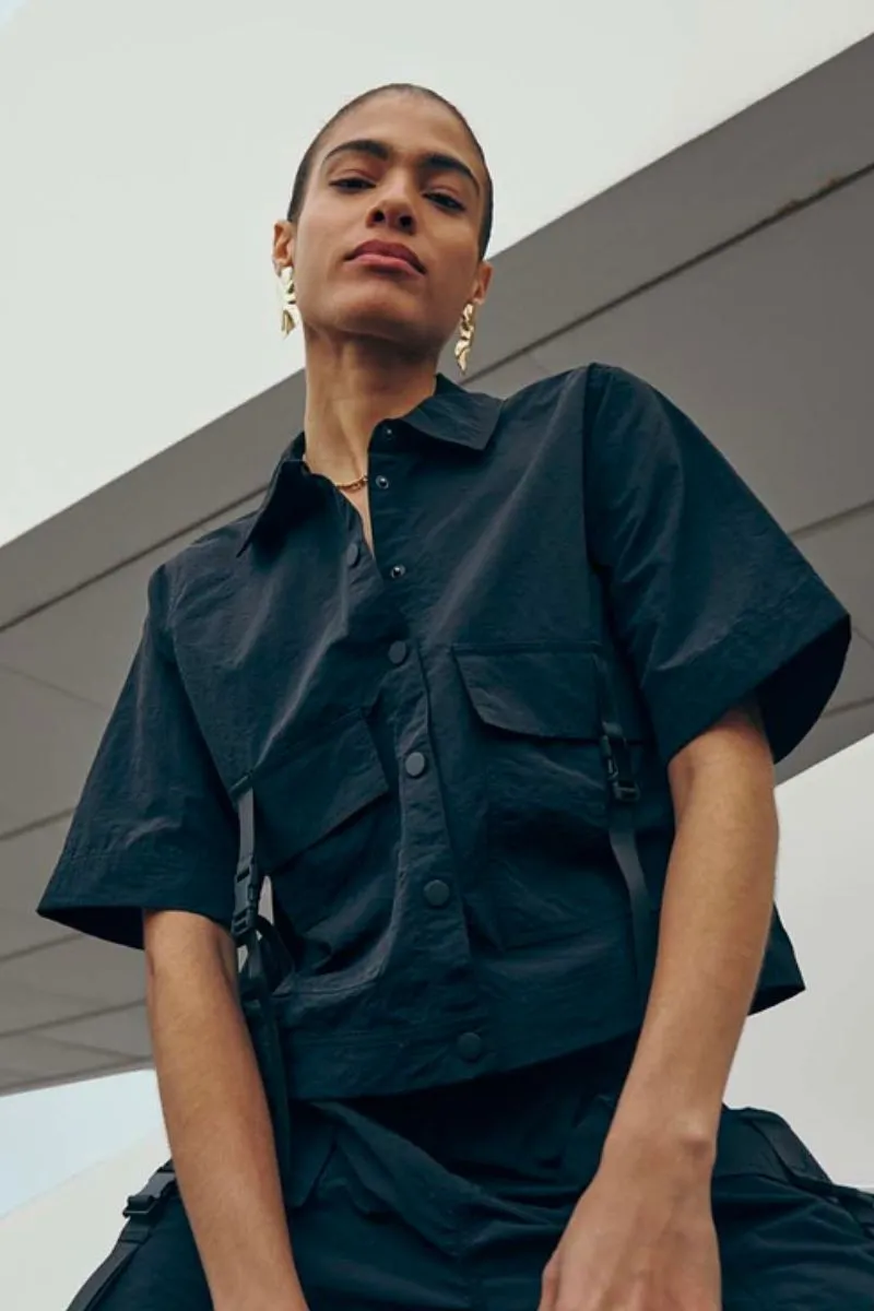 Sarah Shirt | Black | Skjorte fra Copenhagen Muse