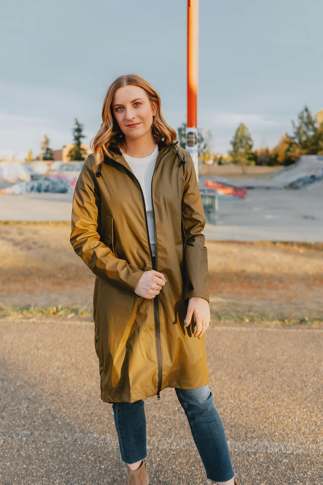 The Avan Raincoat - Olive - PLUS