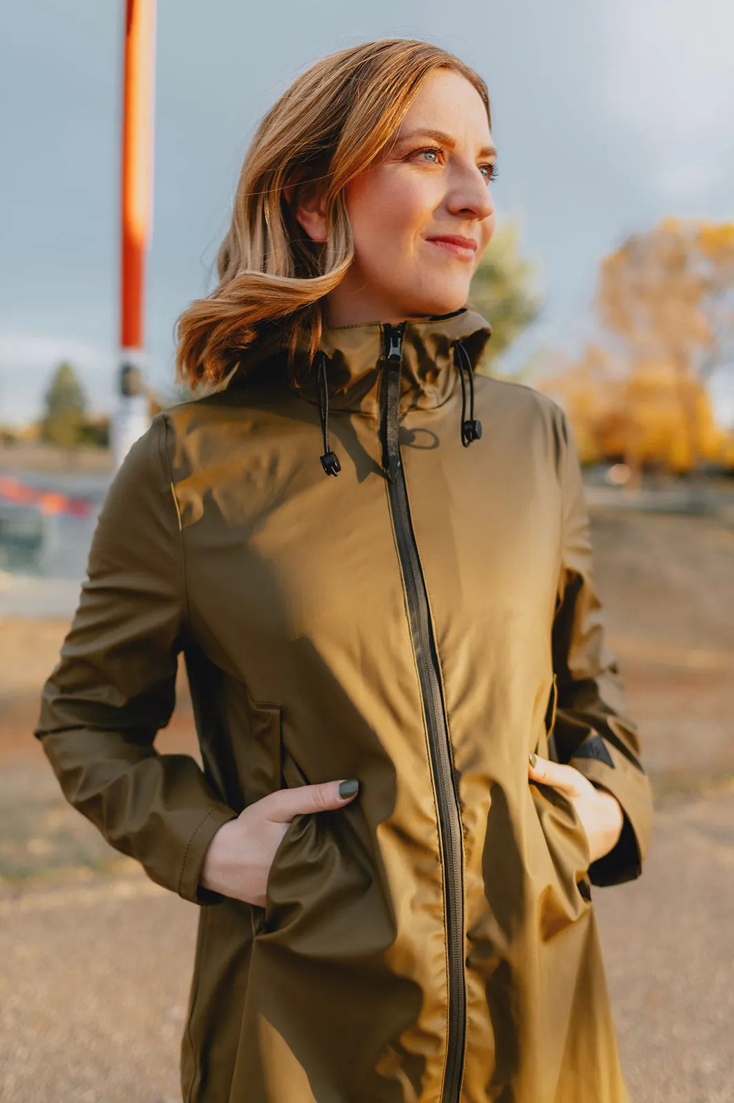 The Avan Raincoat - Olive - PLUS