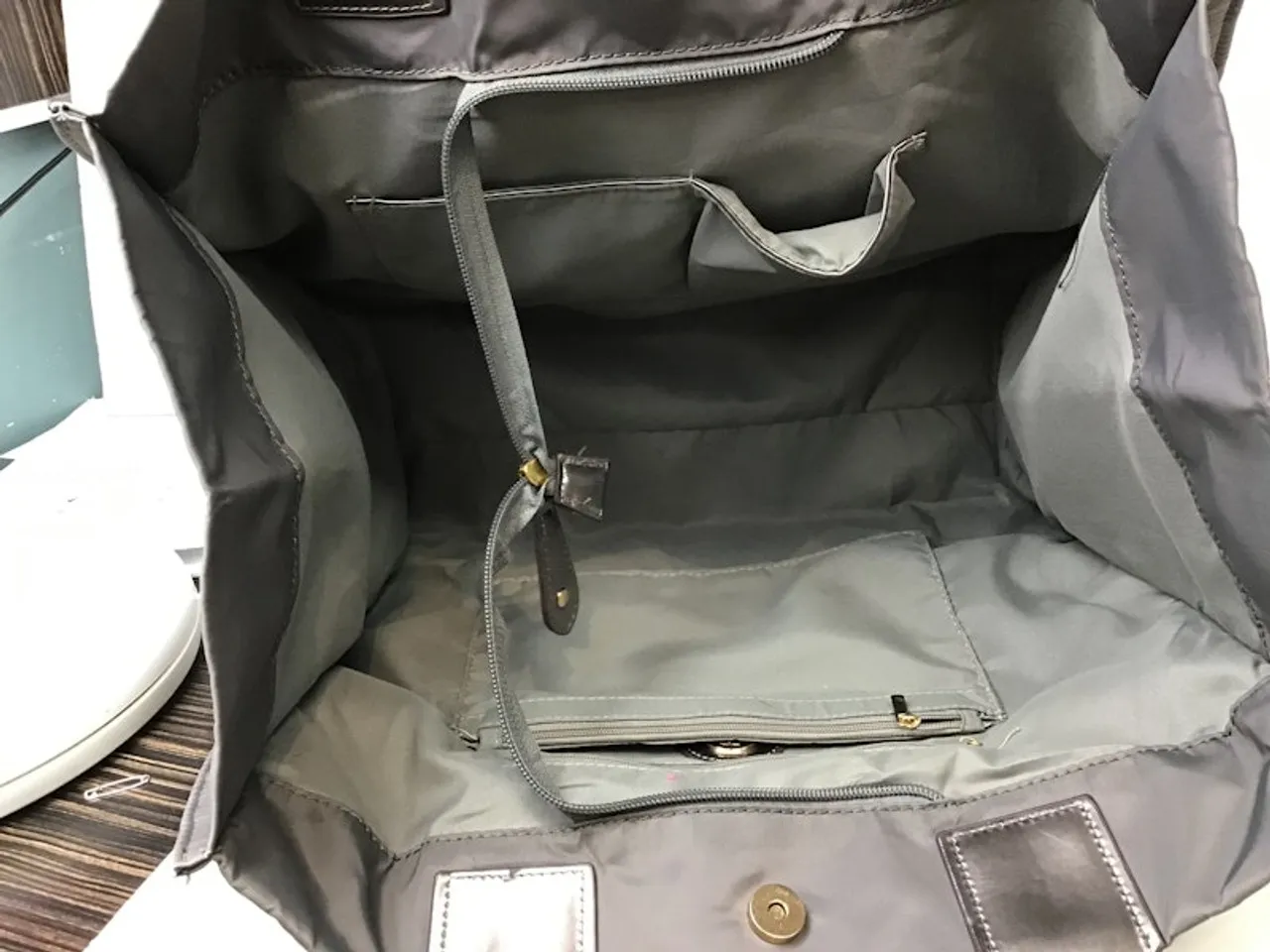 Used Unbranded HANDBAGS  60047-S000422188