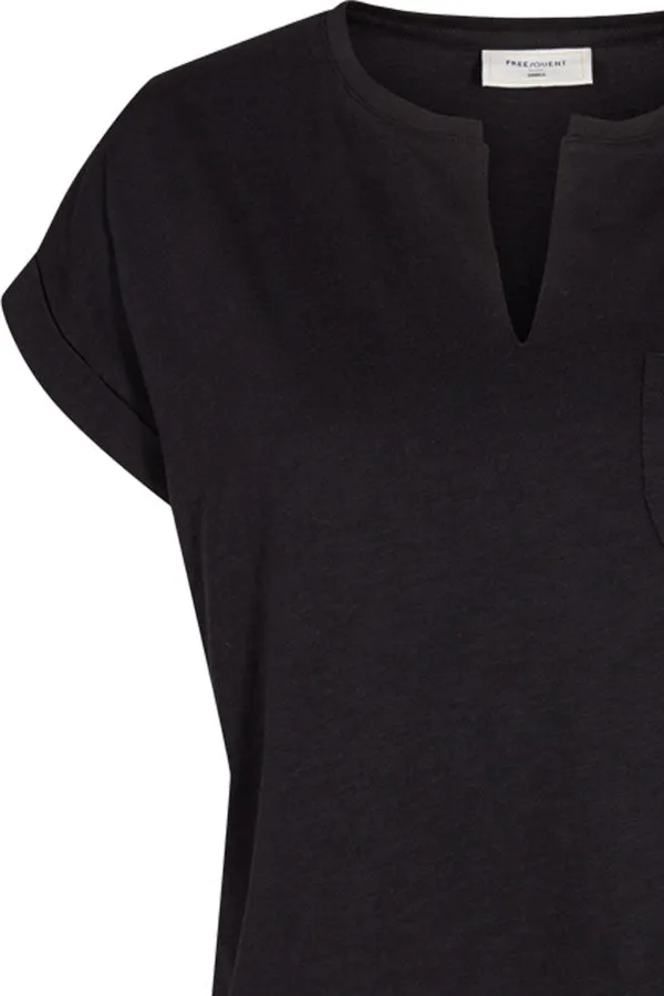 Viva V SS Pocket Basic |Sort |T-shirt fra Freequent