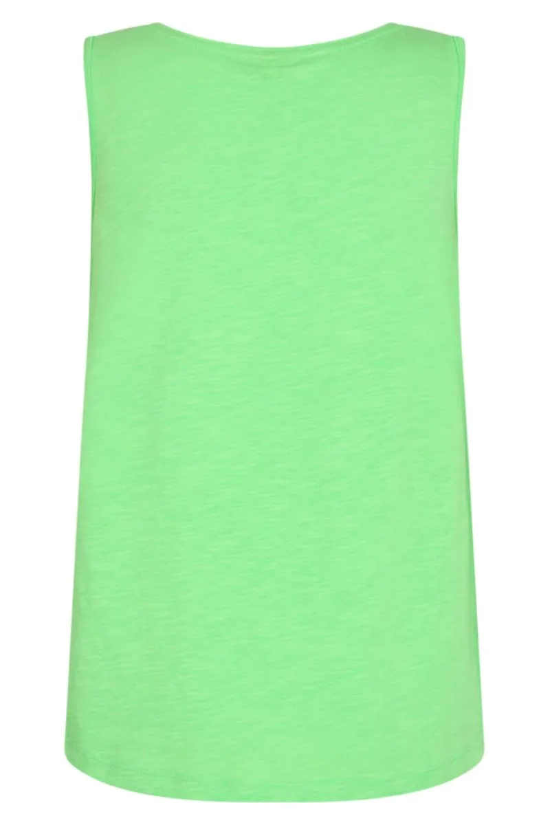 Viva V Top | Summer Green | T-shirt fra Freequent